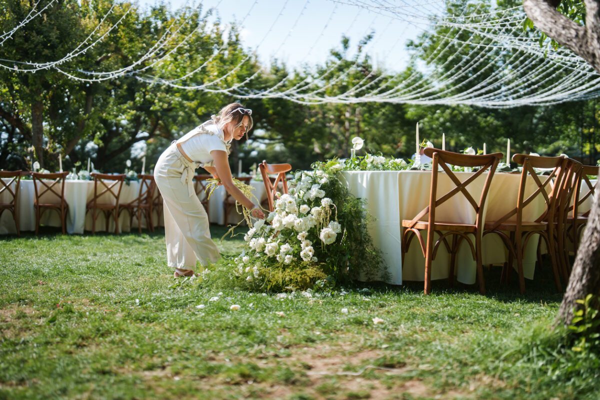 How to Choose the Right Florist for Your Wedding Vision - REEL Vendor Network